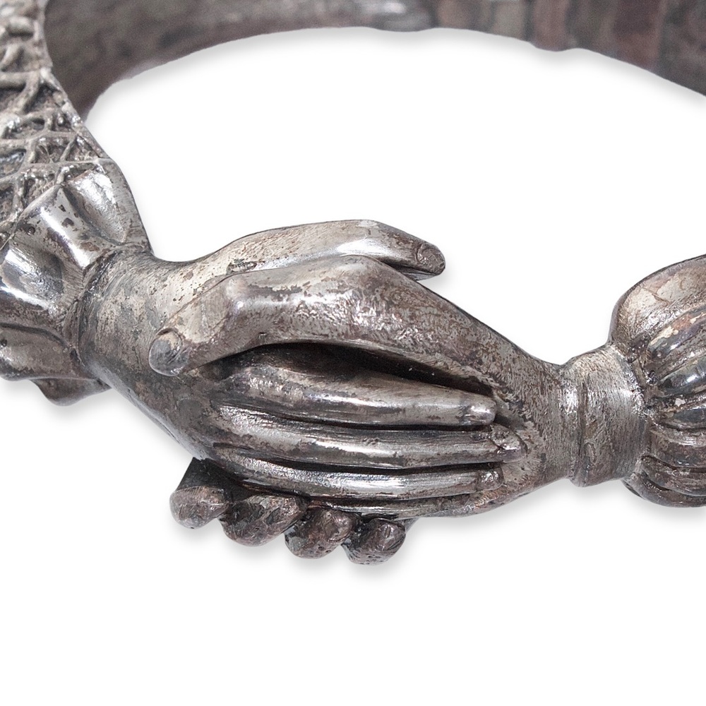 Vintage Diane Love for Trifari Fede Bracelet Silver Plate Clasped Hands 1970s - Picture 4 of 9